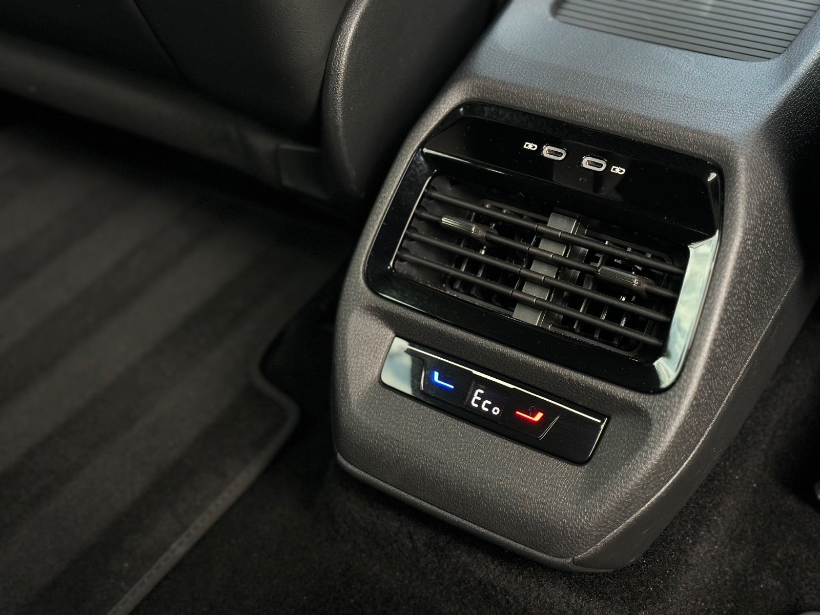 Hvid VW ID.5 fra 2025