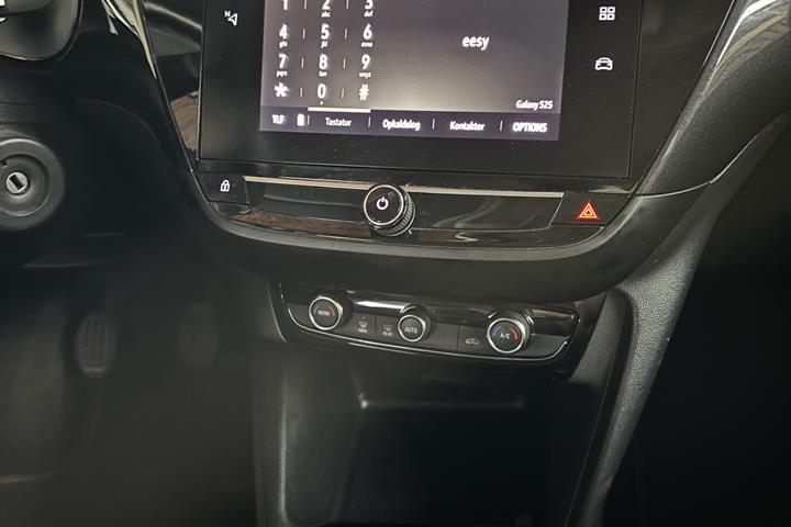 Grå Opel Corsa fra 2020