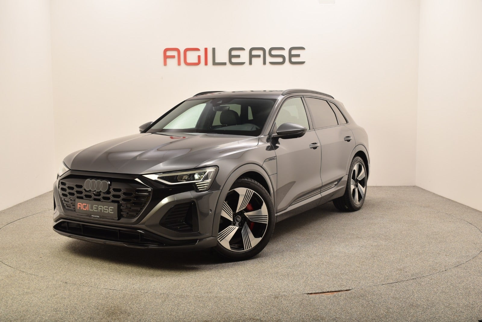 Audi Q8 e-tron 55 S-line quattro