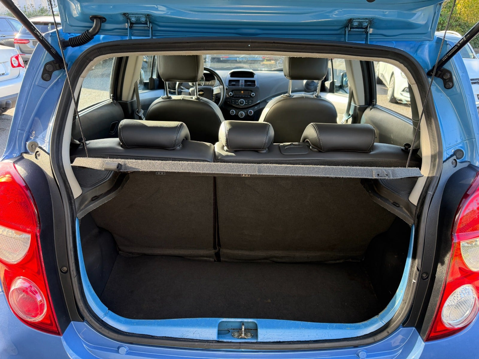 Blå Chevrolet Spark fra 2014