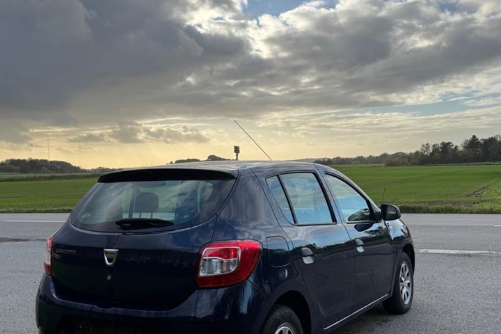 undefined Dacia Sandero fra 2015