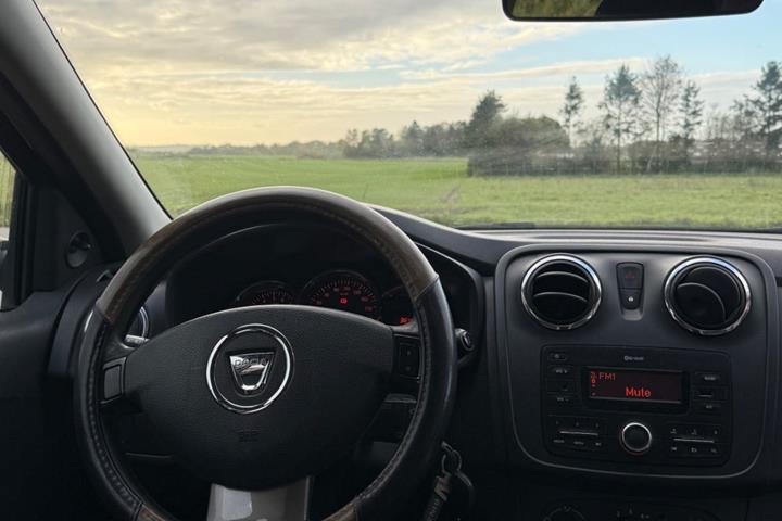 undefined Dacia Sandero fra 2015