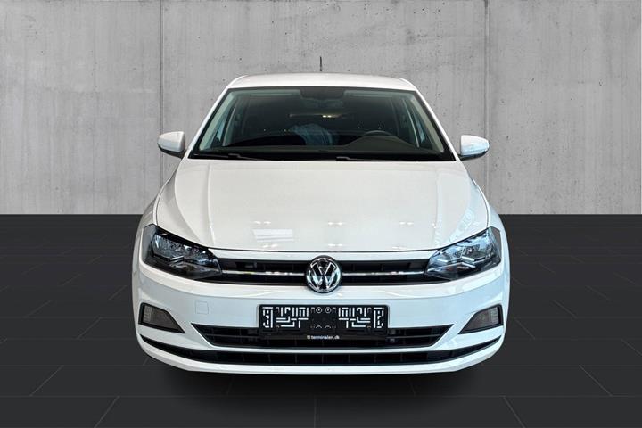 Gul VW Polo fra 2020