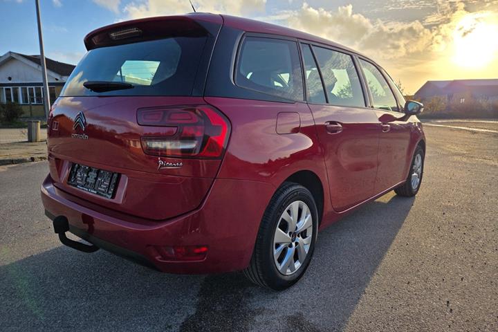 Rød Citroën Grand C4 Picasso fra 2017