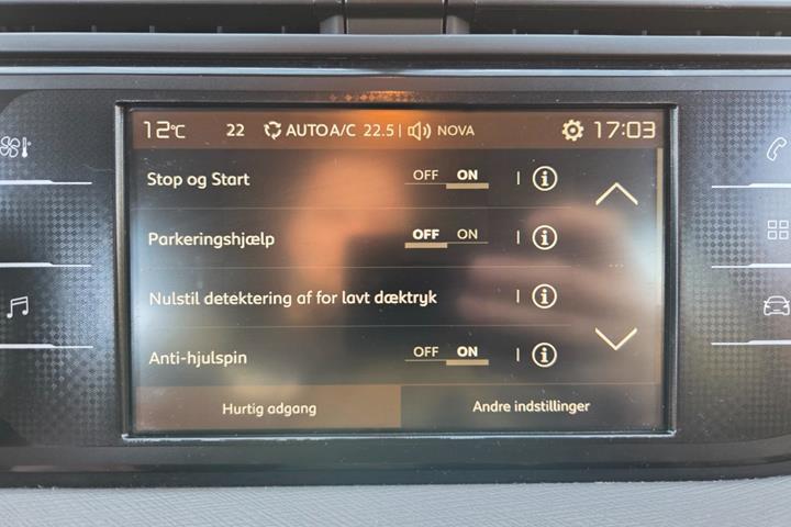 Rød Citroën Grand C4 Picasso fra 2017