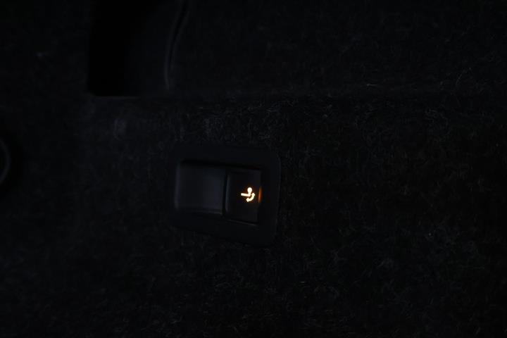 Grå Skoda Enyaq fra 2023