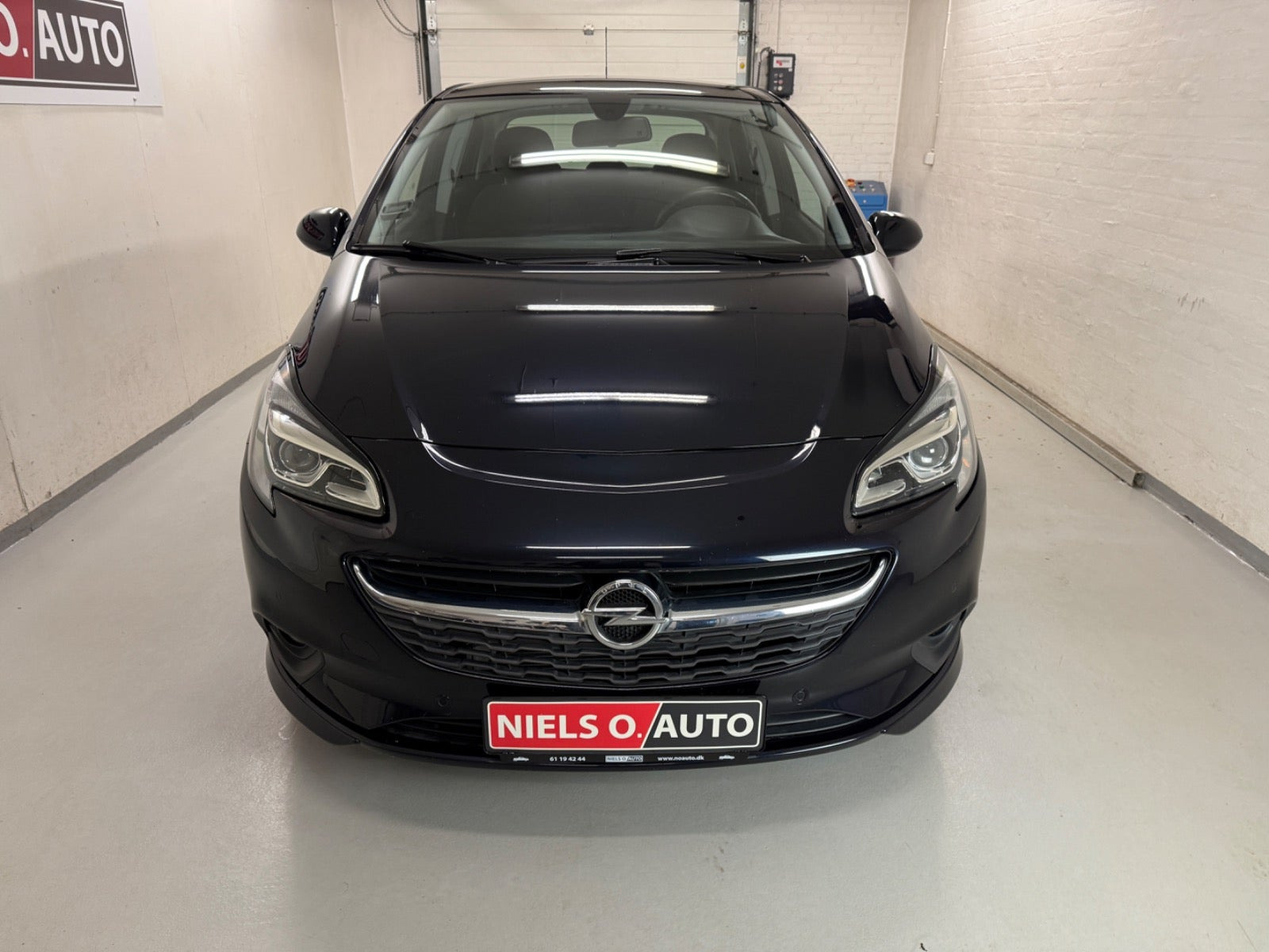 Blå Opel Corsa fra 2019