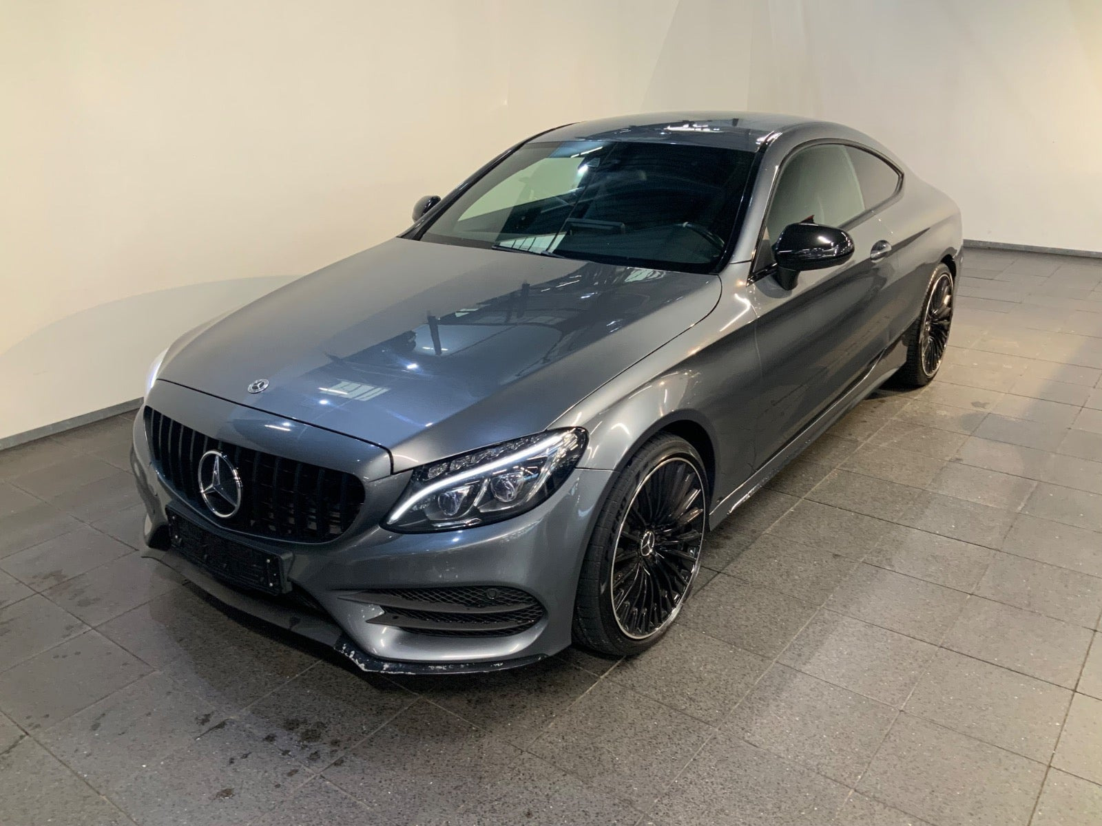 Mercedes C220 d 2,2 AMG Line Coupé aut.