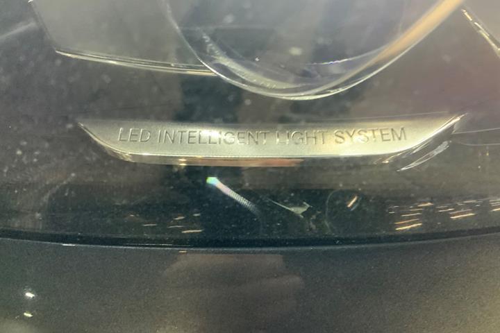 Grå Mercedes C220 d fra 2016