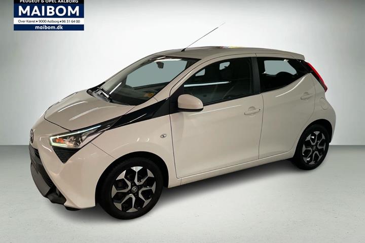 Hvid Toyota Aygo fra 2020