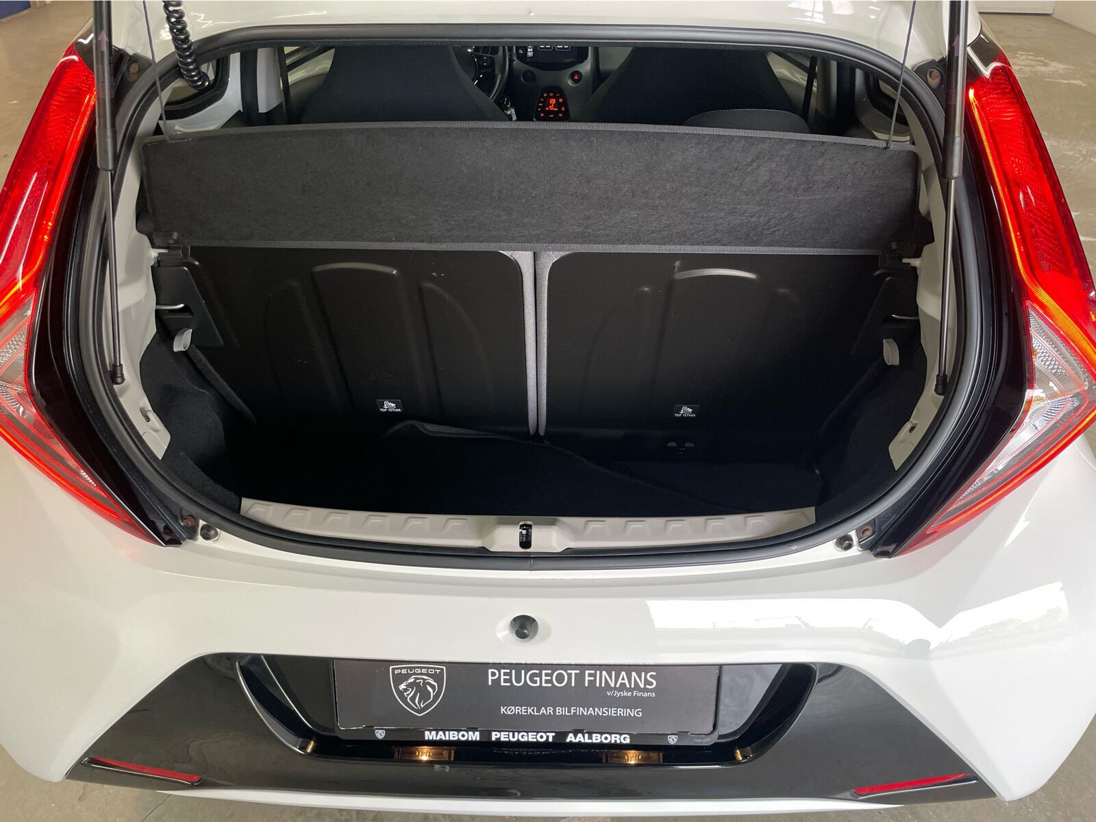 Hvid Toyota Aygo fra 2020