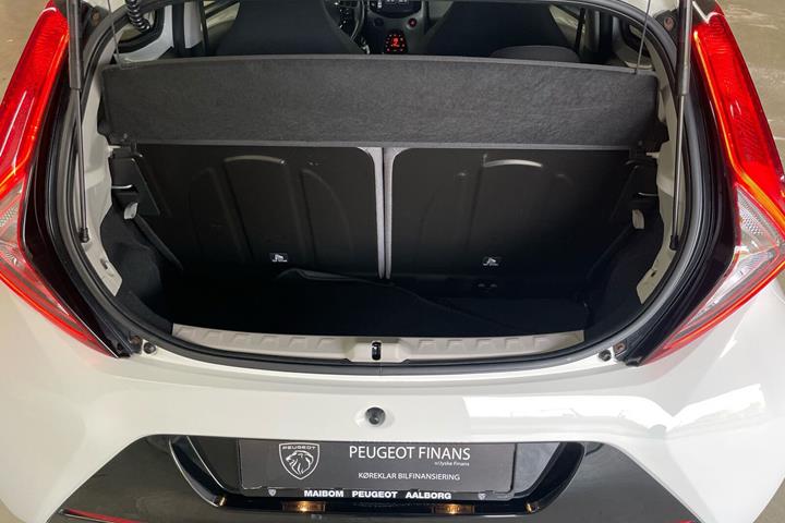 Hvid Toyota Aygo fra 2020