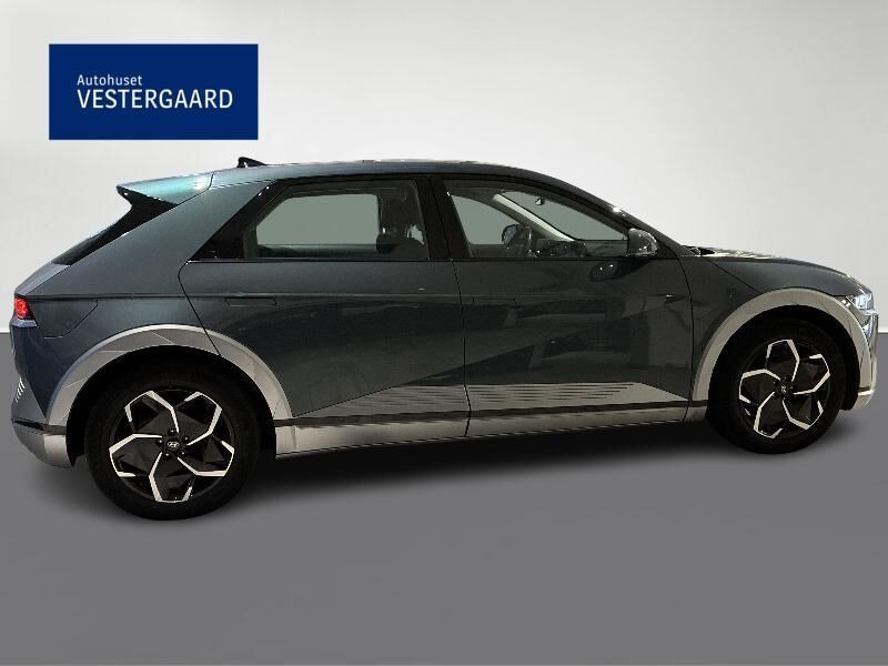 Beige Hyundai Ioniq 5 fra 2021