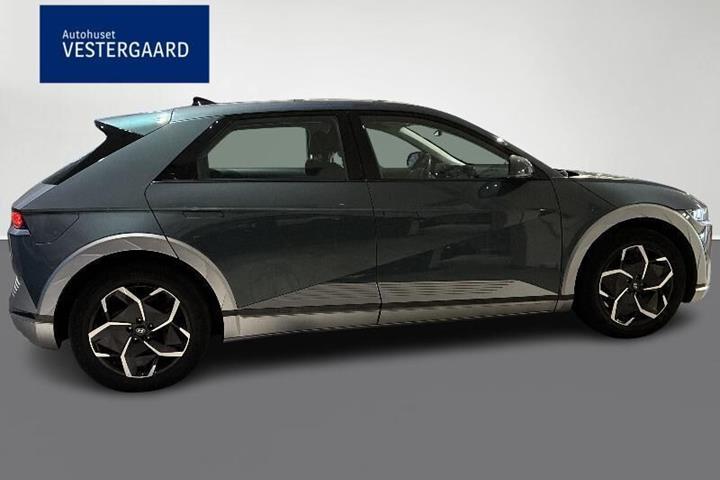 Beige Hyundai Ioniq 5 fra 2021