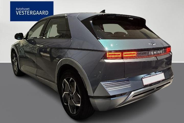 Beige Hyundai Ioniq 5 fra 2021