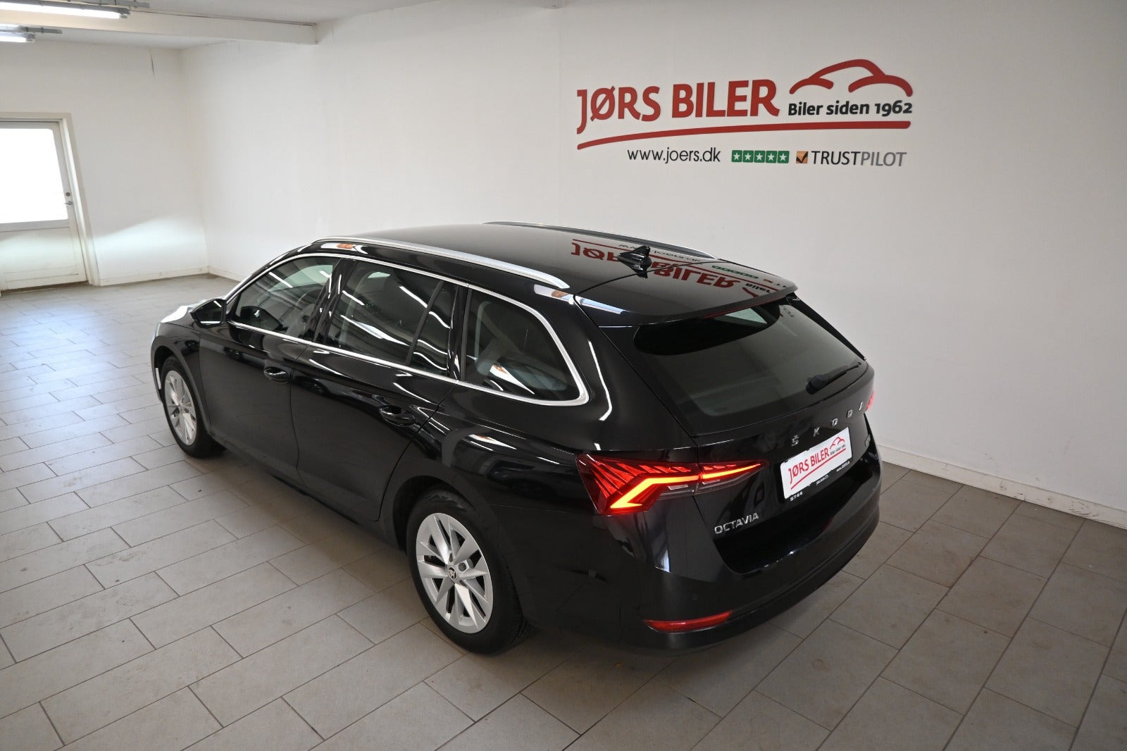 Sort Skoda Octavia fra 2022