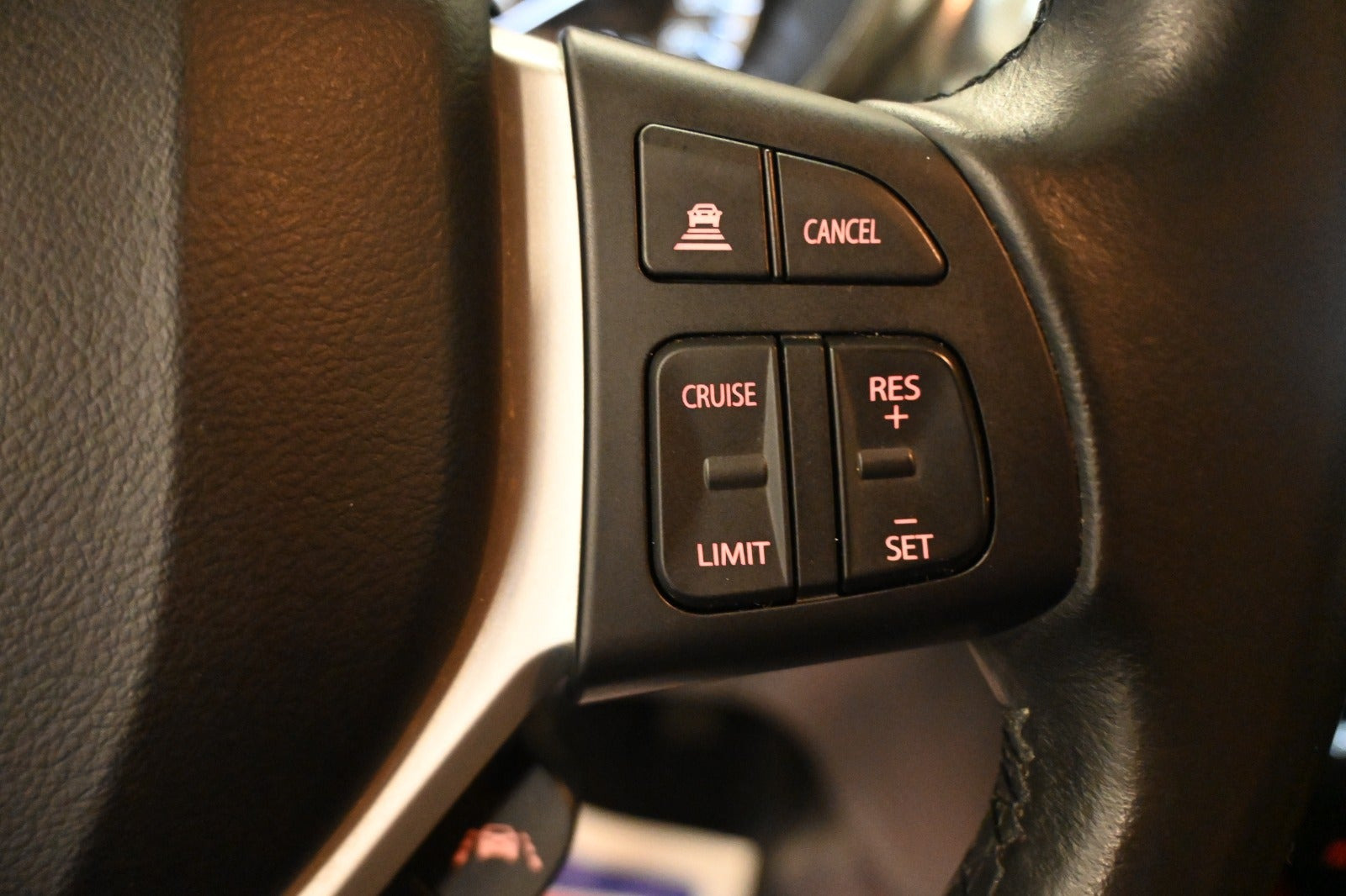 Sølv Suzuki Vitara fra 2021