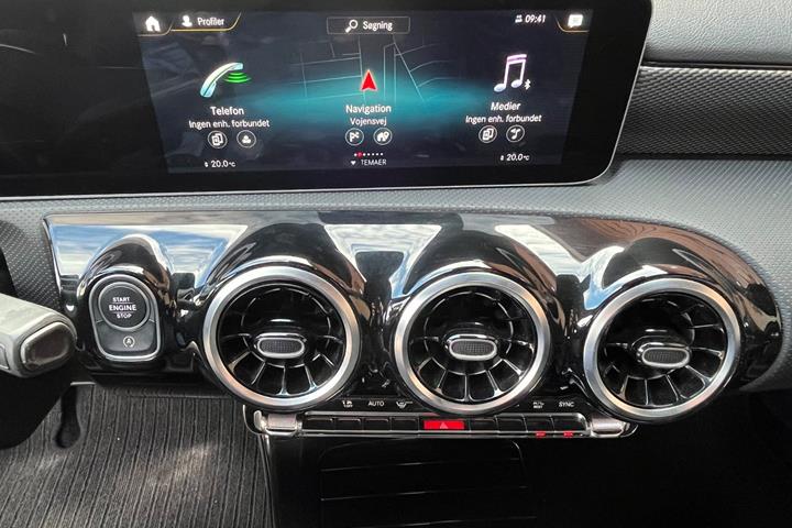 Sort Mercedes A200 fra 2018
