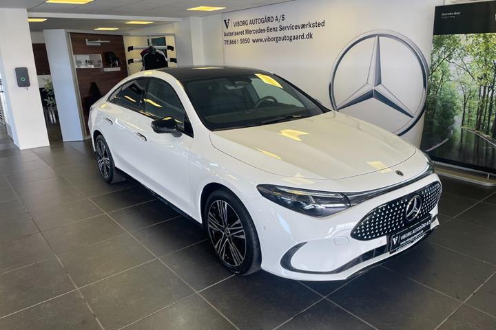 Hvid Mercedes CLA250+ fra 2026