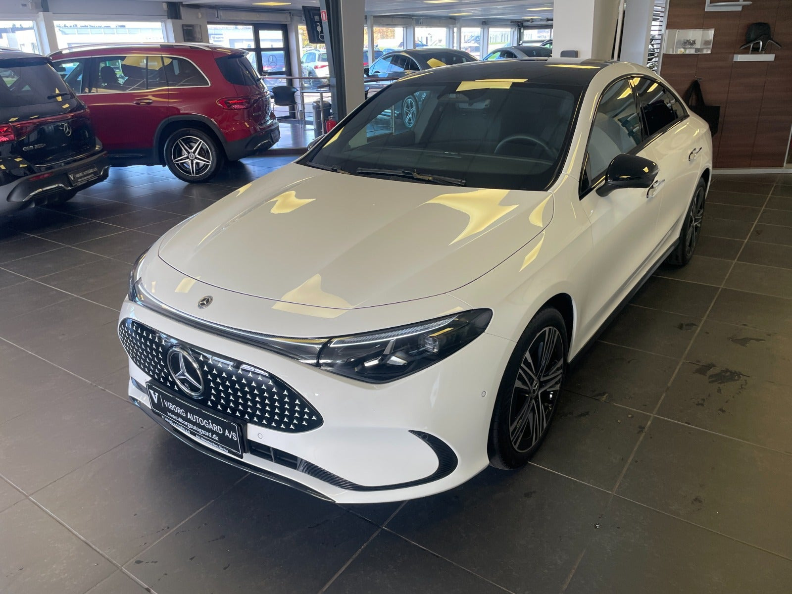 Hvid Mercedes CLA250+ fra 2026