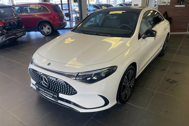 Hvid Mercedes CLA250+ fra 2026