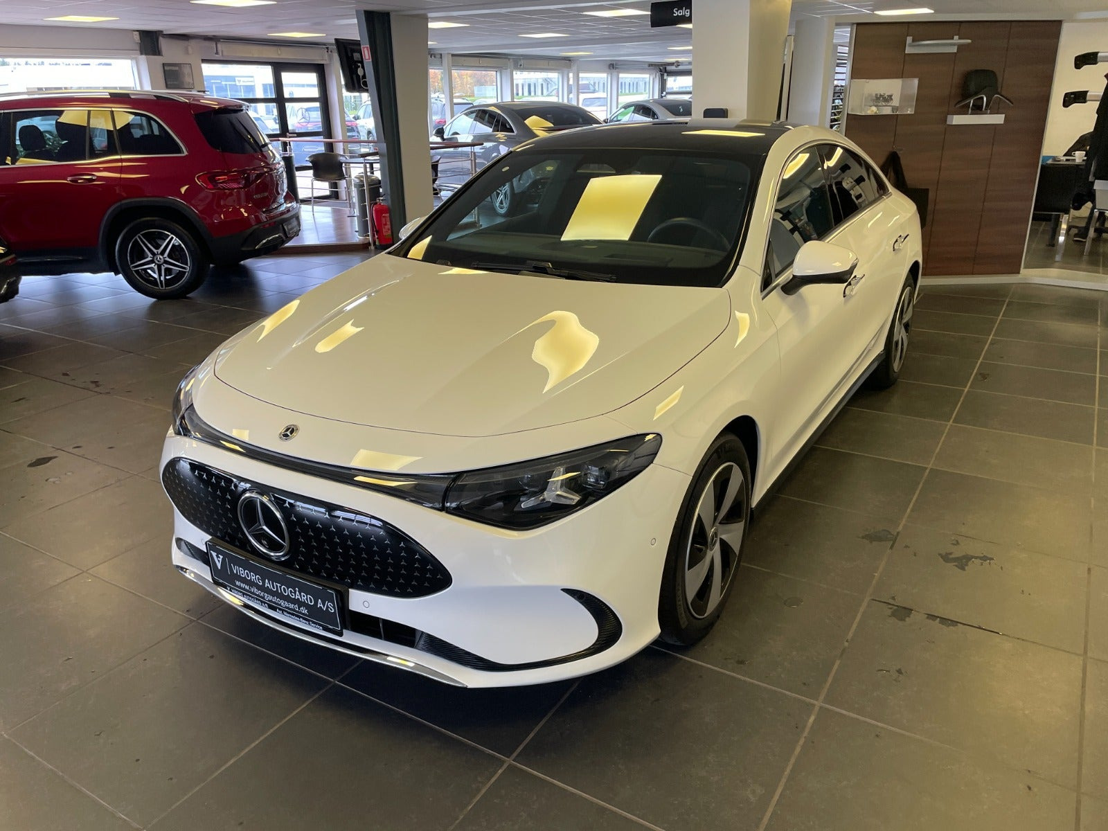 Hvid Mercedes CLA250+ fra 2025