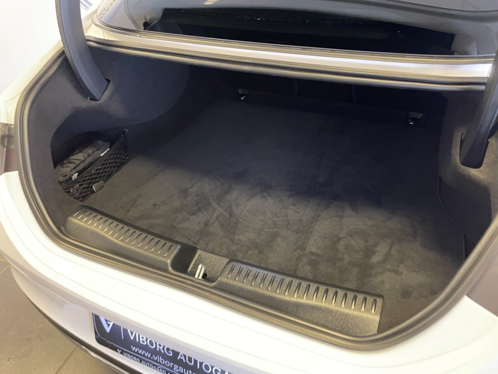 Hvid Mercedes CLA250+ fra 2025