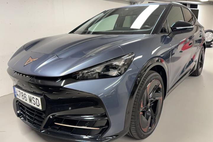 Grå Cupra Tavascan fra 2024