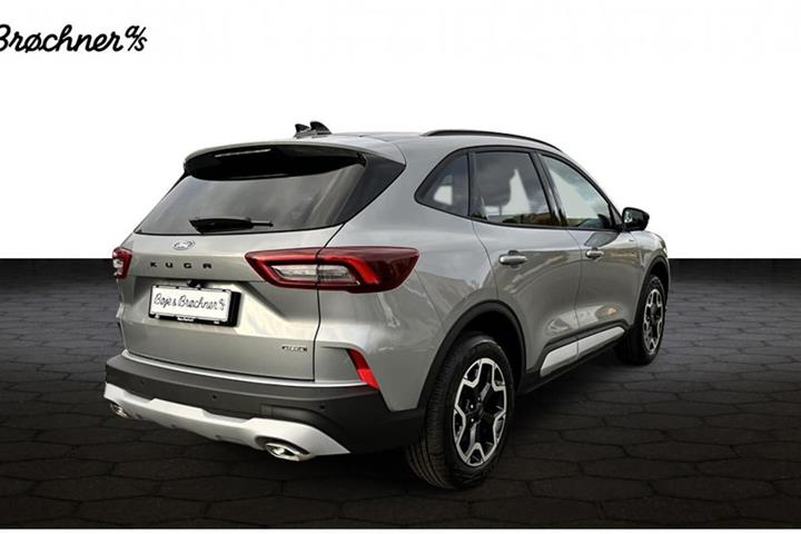 Sølv Ford Kuga fra 2025