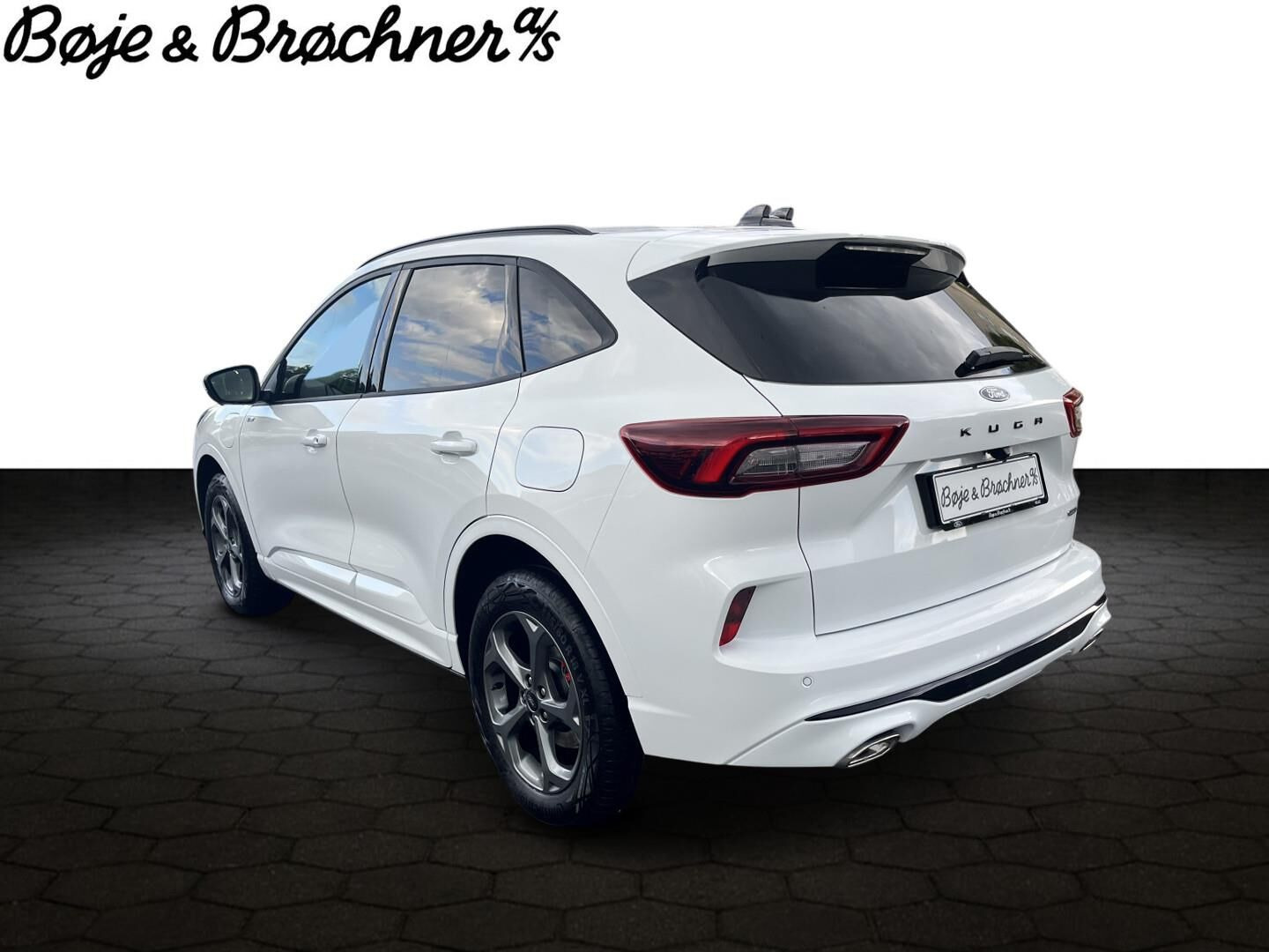 Hvid Ford Kuga fra 2025
