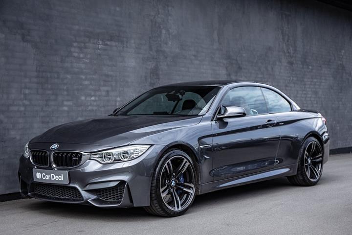 Grå BMW M4 fra 2016