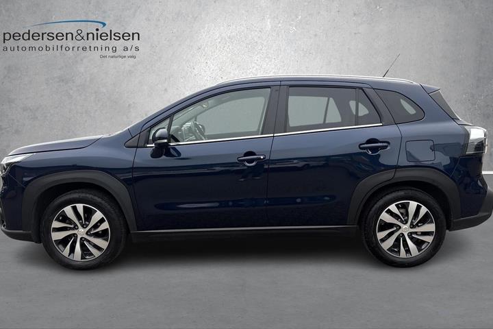 Blå Suzuki S-Cross fra 2023