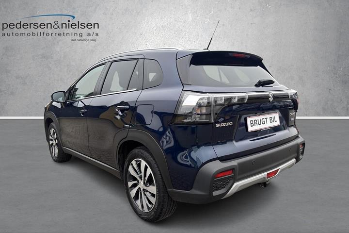 Blå Suzuki S-Cross fra 2023