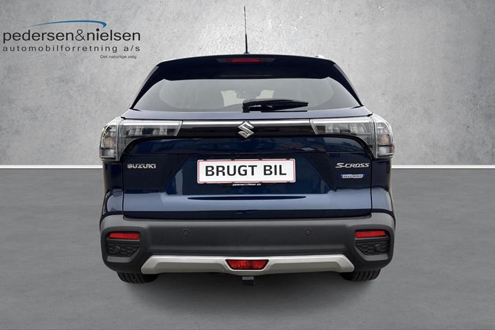 Blå Suzuki S-Cross fra 2023