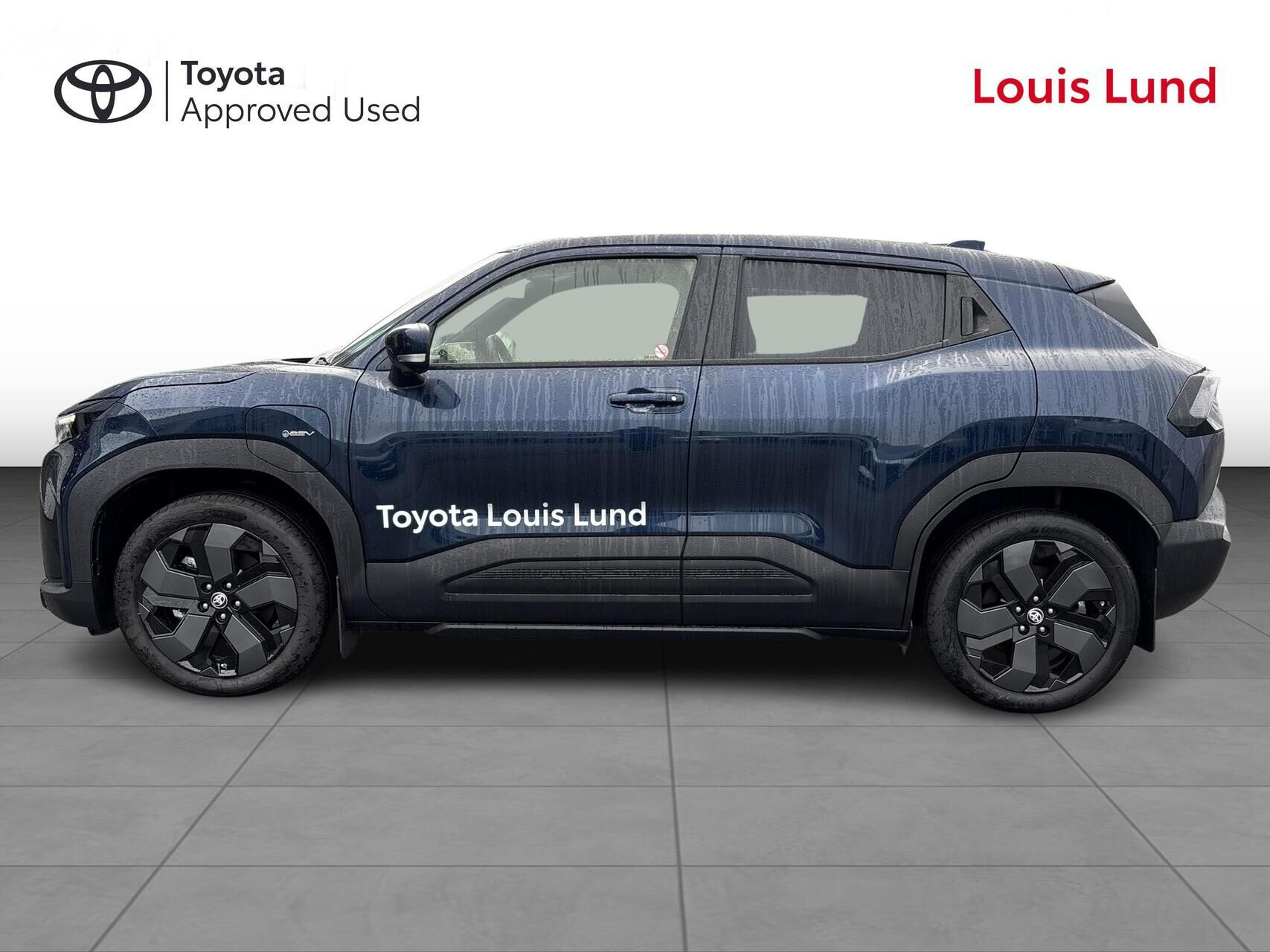 Blå Toyota Urban Cruiser fra 2026