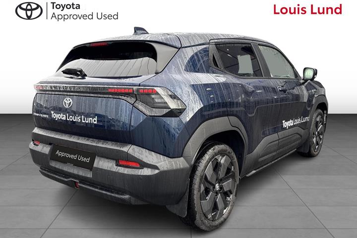 Blå Toyota Urban Cruiser fra 2026