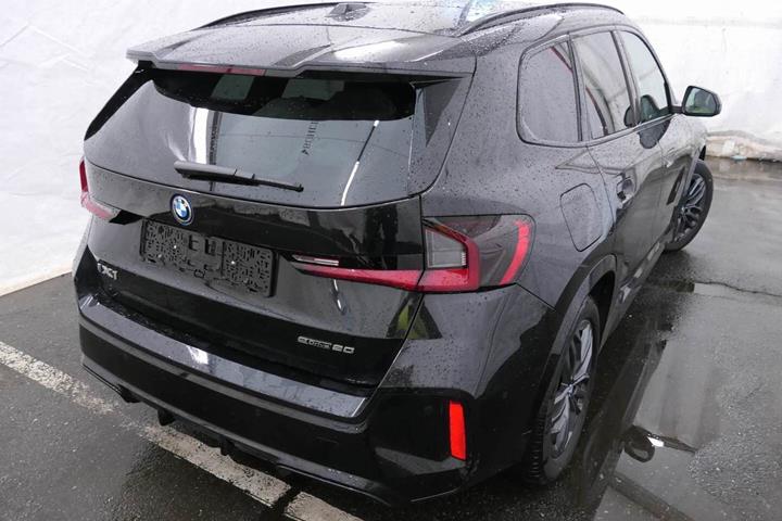 Sort BMW iX1 fra 2025