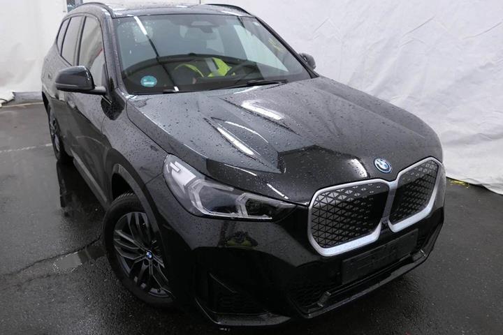 Sort BMW iX1 fra 2025