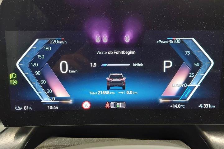 Sort BMW iX1 fra 2025