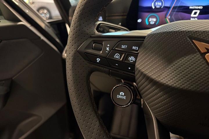 Grå Cupra Born fra 2026