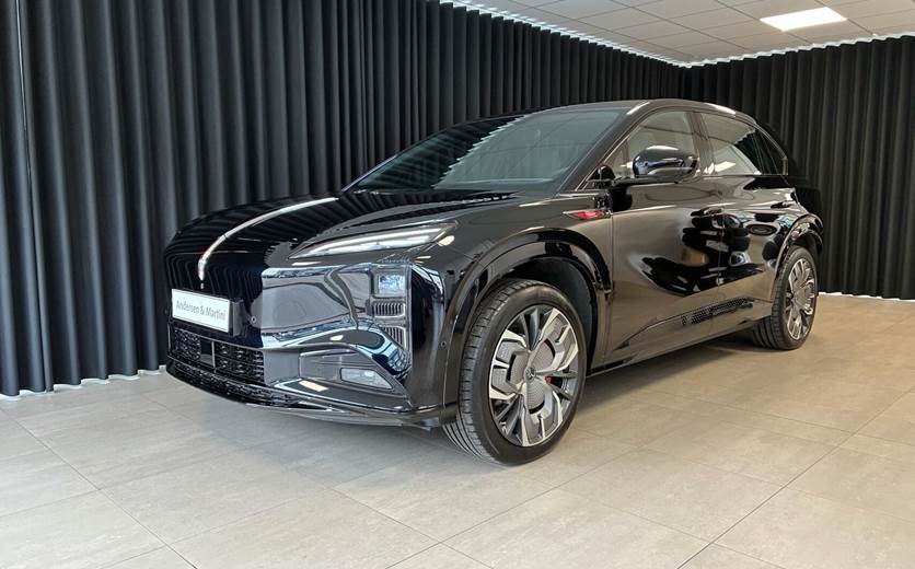 Hongqi EHS7 EL Performance Ltd 4WD 619HK 5d Aut.