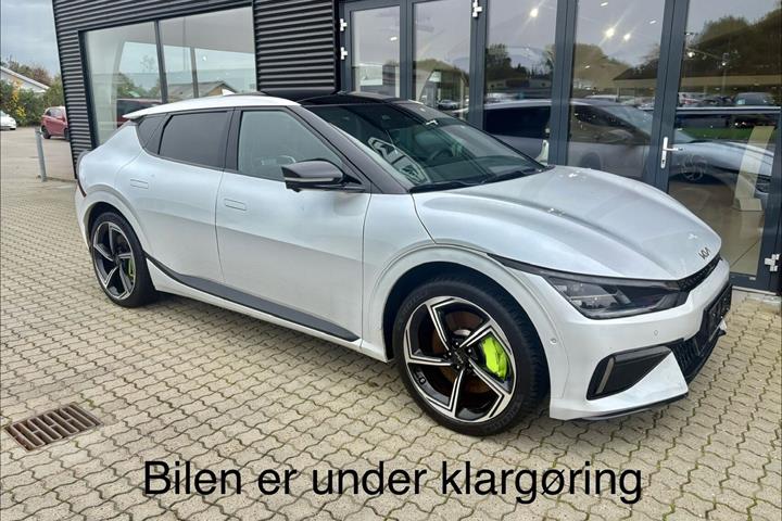 Hvid Kia EV6 fra 2024