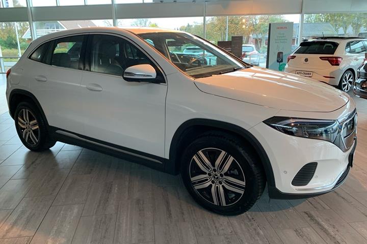 Hvid Mercedes EQA250+ fra 2023