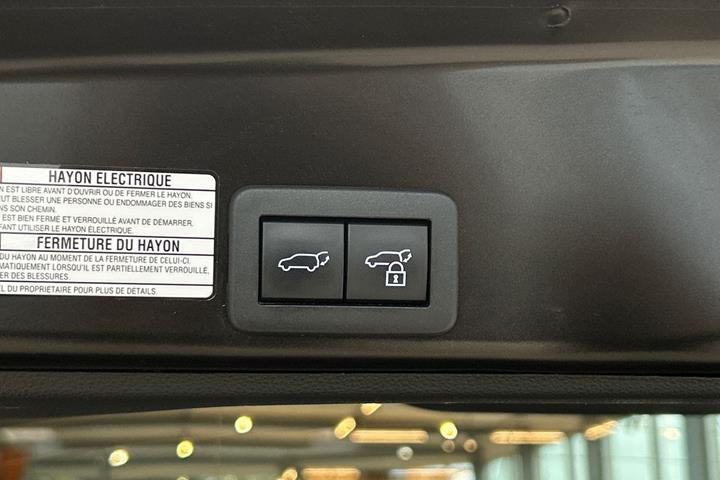 Sort Toyota Yaris Cross fra 2023