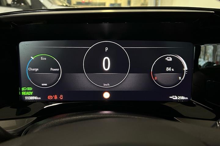 Rød Opel Mokka-e fra 2021