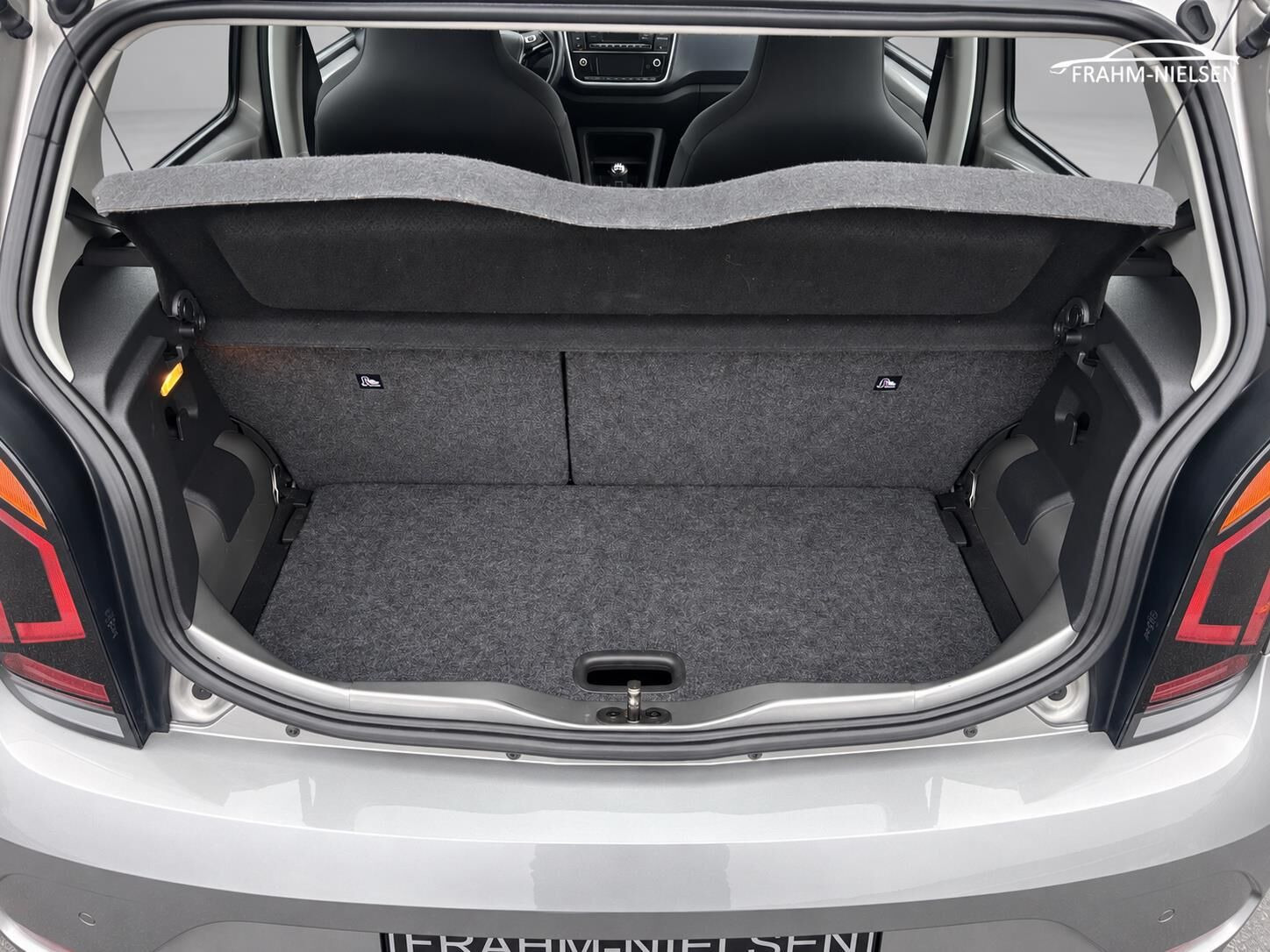 Sølv VW UP! fra 2019