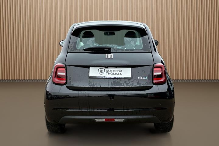 Sort Fiat 500e fra 2023