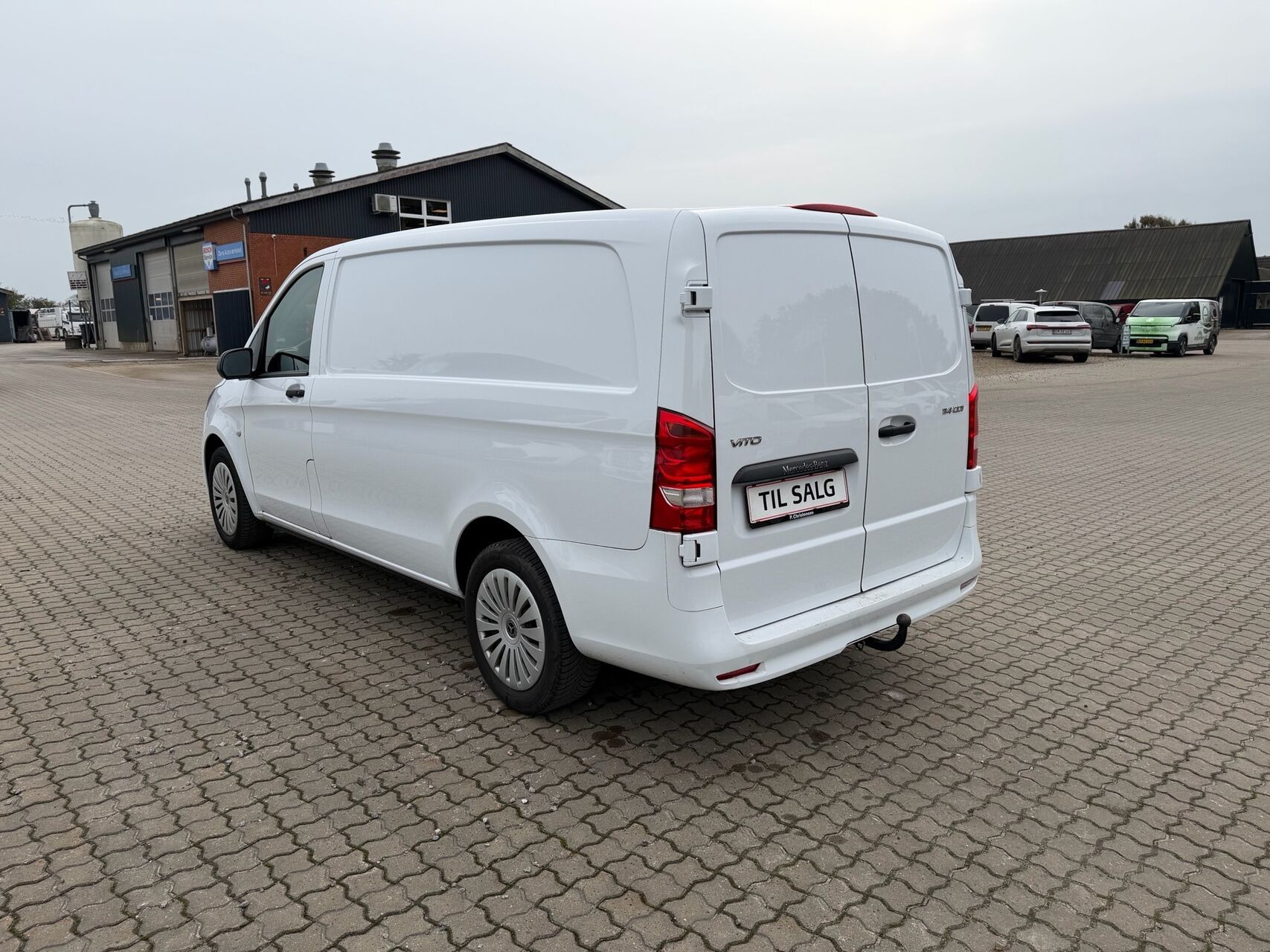 Hvid Mercedes Vito fra 2026