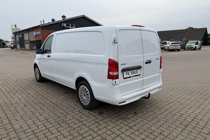 Hvid Mercedes Vito fra 2026