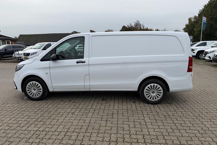 Hvid Mercedes Vito fra 2026